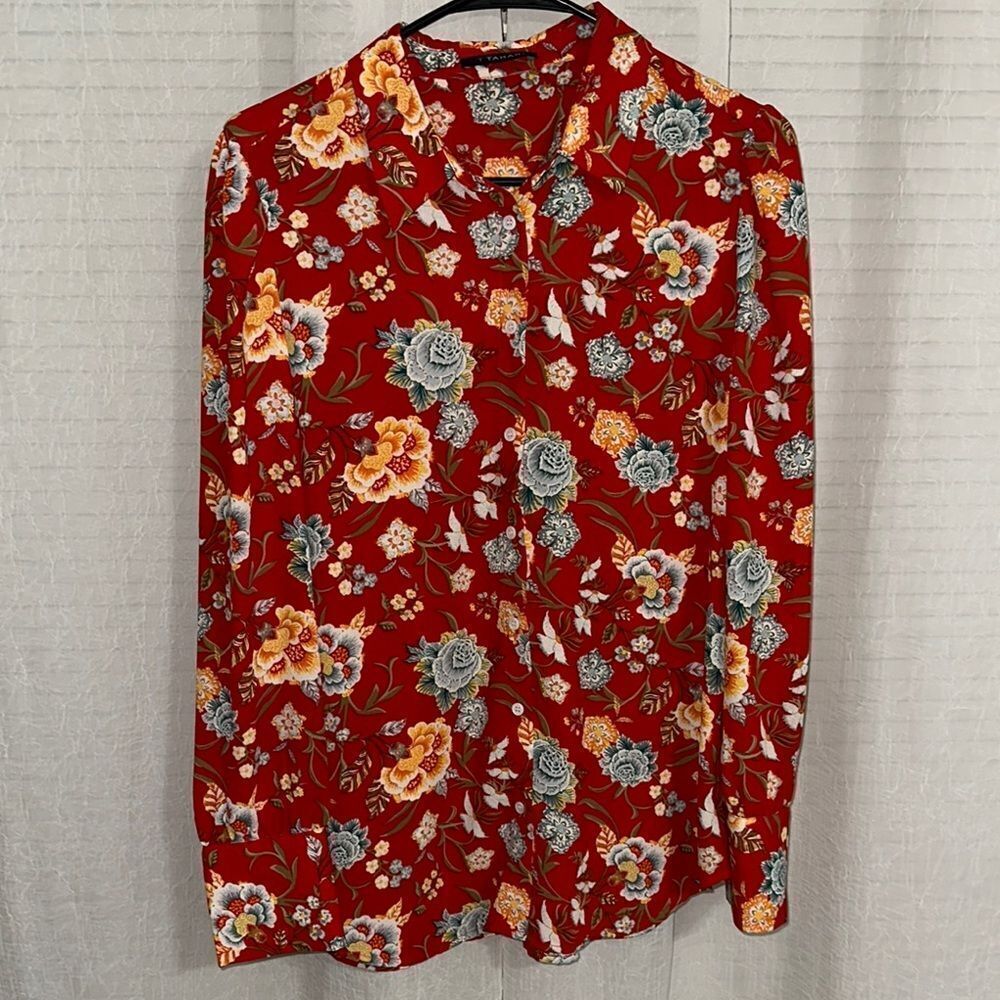 T TAHARI S Red Gold Teal Green Florals Long Sleeve Button Front Blouse